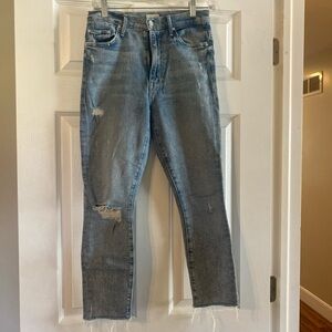 Mother the super swooner skinny jeans. Inseam is 24”.  Size 26.